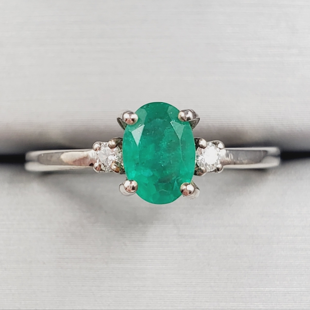 Emerald Green Quartz Ring Genuine Diamond Ring 925 Sterling Silver Ring